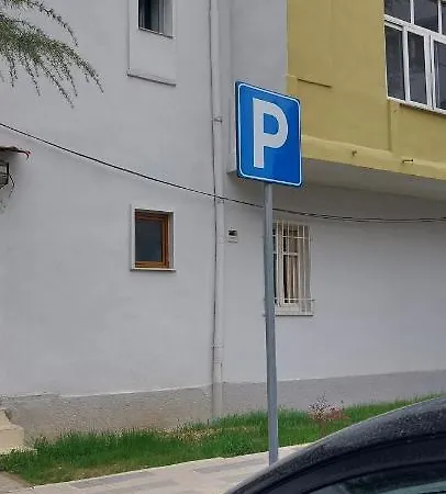 Rruga Rinia Pogradec Apartament Me Qera *