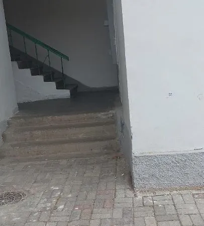 Rruga Rinia Pogradec Apartament Me Qera Διαμέρισμα Πόγραδετς